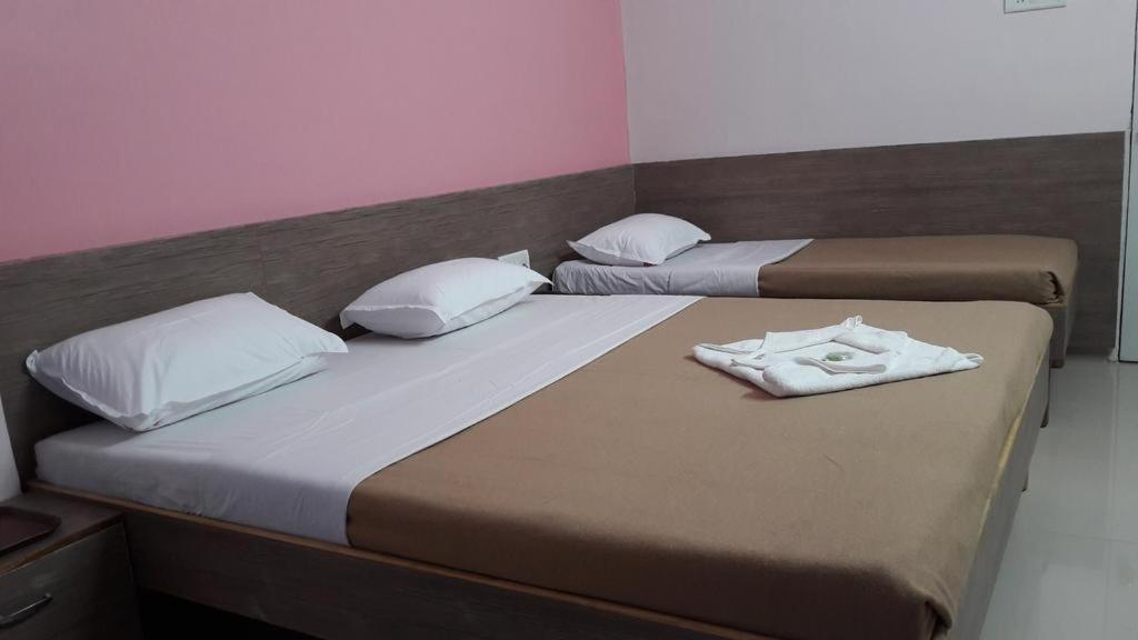 Hotel Royal Regency Аурангабад Екстериор снимка